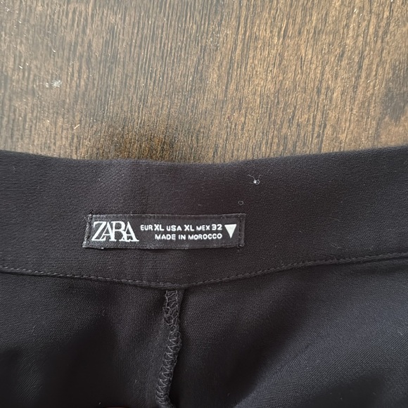 Zara flowy black high rise shorts size XL - Picture 3 of 4